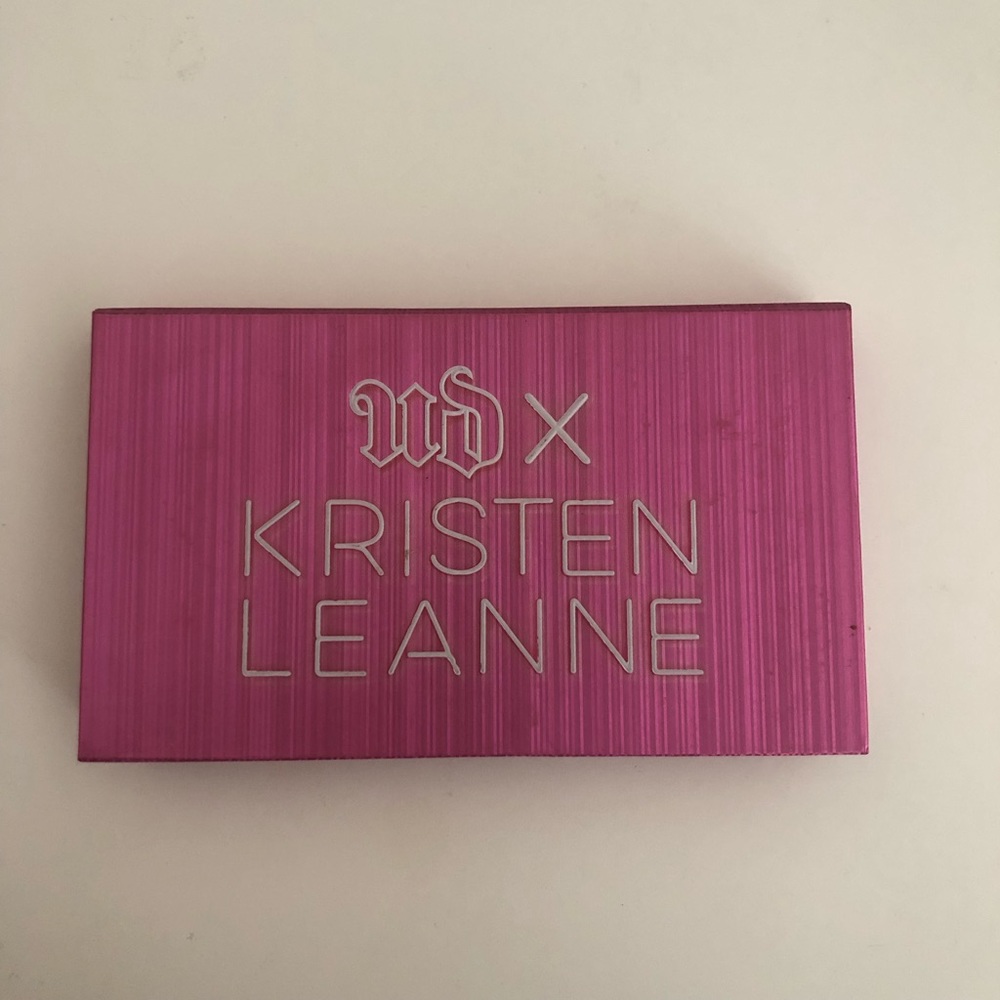URBAN DECAY X KRISTEN LEANNE HIGHLIGHTER